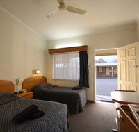 Rest Point Motor Inn and Hereford Steakhouse - New Castle Holiday