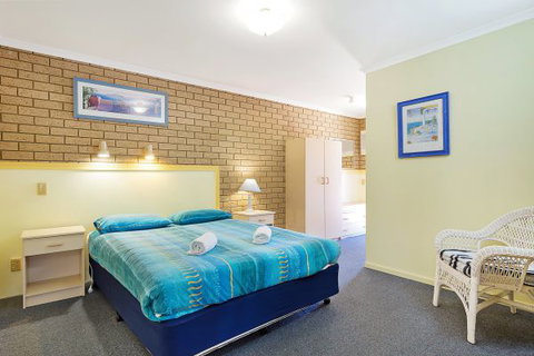 Spencer Sands - New Castle Holiday 43