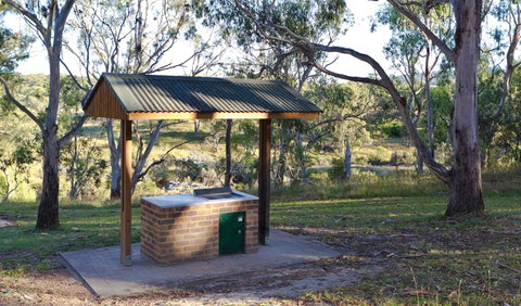 Apsley Falls Campground - New Castle Holiday 1