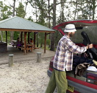 Cypress-pine campground - New Castle Holiday