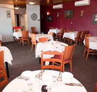 Riviera Motel - New Castle Holiday