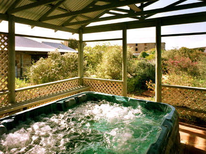 Rock Of Ages Cottage B&B - New Castle Holiday 0