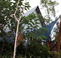 Rose Gums Wilderness Retreat - New Castle Holiday