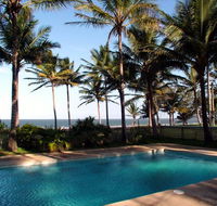 Sarina Beach Motel - New Castle Holiday