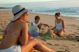 Seashells Beachfront Resort - New Castle Holiday 4