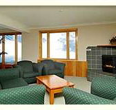 Smiggins Hotel - New Castle Holiday