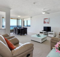 Southern Cross Beachfront Holiday Apartments - New Castle Holiday