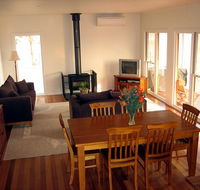 Strath Valley View B and B - New Castle Holiday