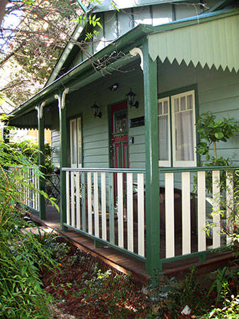 Strawberry Patch Cottage - New Castle Holiday 0
