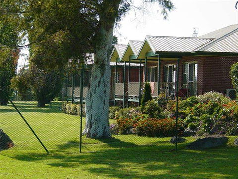Tenterfield Golf Club And Fairways Lodge - New Castle Holiday 2