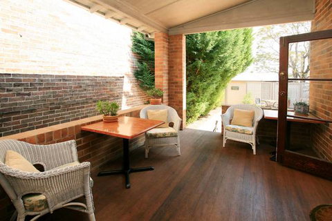 The Bank Guesthouse - New Castle Holiday 7