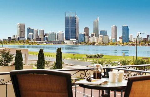 The Peninsula - Riverside Serviced Apartments - New Castle Holiday 6