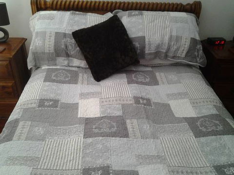 The Pommy Tree Bed & Breakfast - New Castle Holiday 2