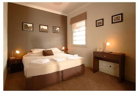 The Royal Hotel - New Castle Holiday 1