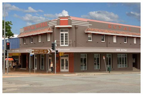 The Royal Hotel - New Castle Holiday 2