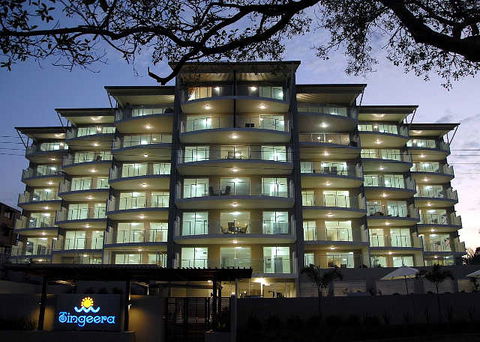 Tingeera Luxury Beachfront Apartments - New Castle Holiday 0