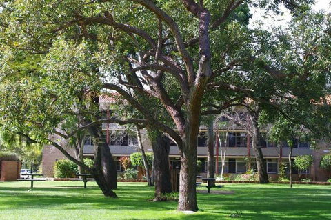 Trinity - New Castle Holiday 0