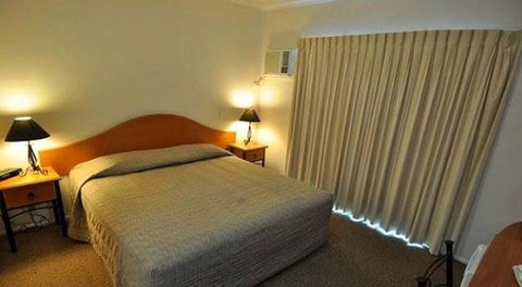 Tropical Heritage Cairns - New Castle Holiday 3