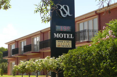 Wagga RSL Club Motel And Apartments - New Castle Holiday 1