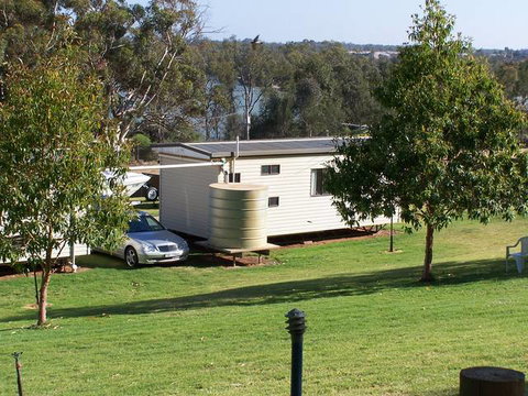 Weir Caravan Park Robinvale - New Castle Holiday 2