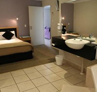 Windmill Motel and Reception Centre - New Castle Holiday