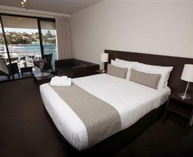Pier 21 Apartment Hotel - New Castle Holiday 1