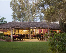 Curtin Springs Wayside Inn - New Castle Holiday 1