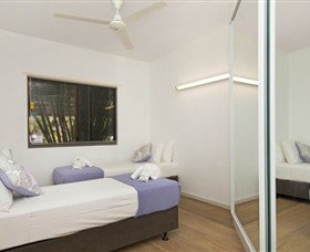 Serenity On Smith - New Castle Holiday 2