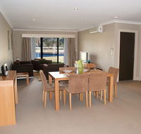 Corunna Station Country House - New Castle Holiday