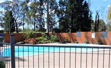 Castlereagh Motor Inn - Gilgandra - New Castle Holiday 1