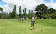 Tenterfield Golf Club And Fairways Lodge - Tenterfield - New Castle Holiday 4