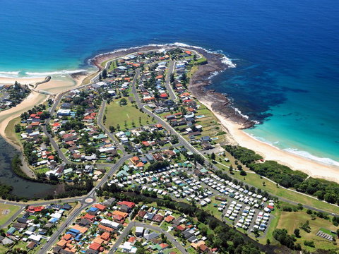 Surfrider Caravan Park - New Castle Holiday 1