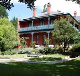 Balmoral Guest House - New Castle Holiday