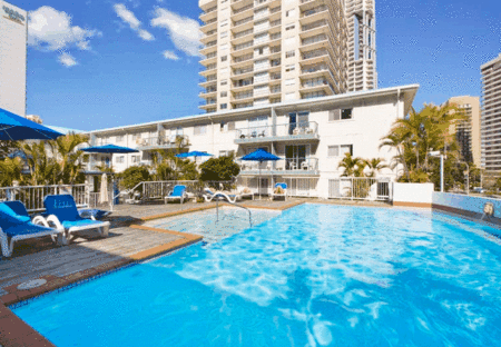 Raffles Royale Apartments - New Castle Holiday
