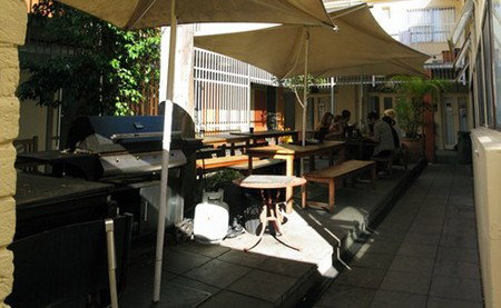 The Original Backpackers Lodge - New Castle Holiday 2