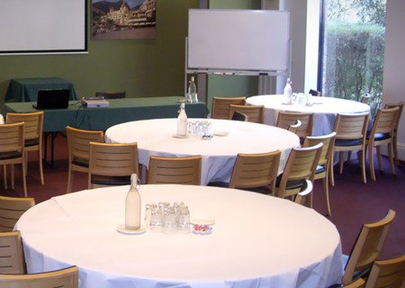 Best Western The Tudor Box Hill - New Castle Holiday 2