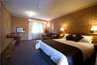 Blue Gum Motor Inn - New Castle Holiday 4