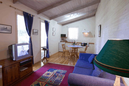 Clarendon Chalets - New Castle Holiday 2
