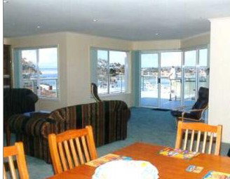 The Palms Apartments - New Castle Holiday 2