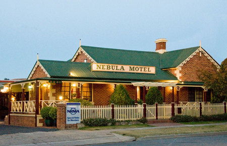 Nebula Motel - New Castle Holiday 0