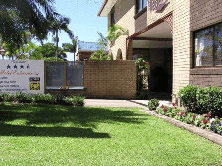 Toreador Motel - New Castle Holiday