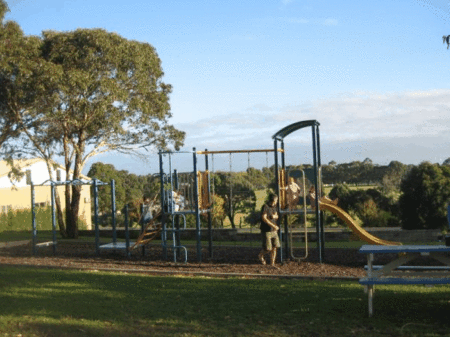 Limestone Coast Tourist Park - New Castle Holiday 4