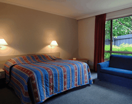 Ringwood Lake Inn - New Castle Holiday 2