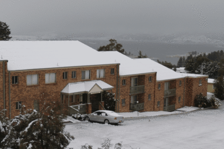 Acacia Snowy Motel - New Castle Holiday 4