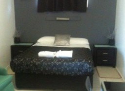 Charm City Motel - New Castle Holiday 4
