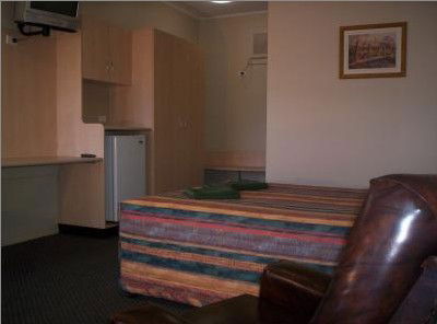 Gilgandra Motel - New Castle Holiday 1