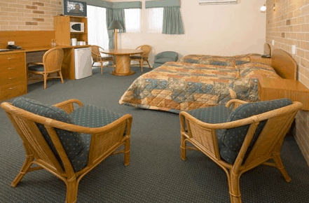 Caboolture Riverlakes Motel - New Castle Holiday
