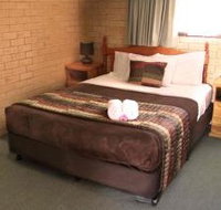 Avlon Gardens Motel - New Castle Holiday