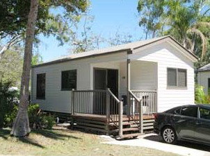Rowes Bay Caravan Park - New Castle Holiday 0
