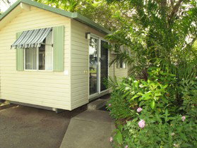 Rowes Bay Caravan Park - New Castle Holiday 2